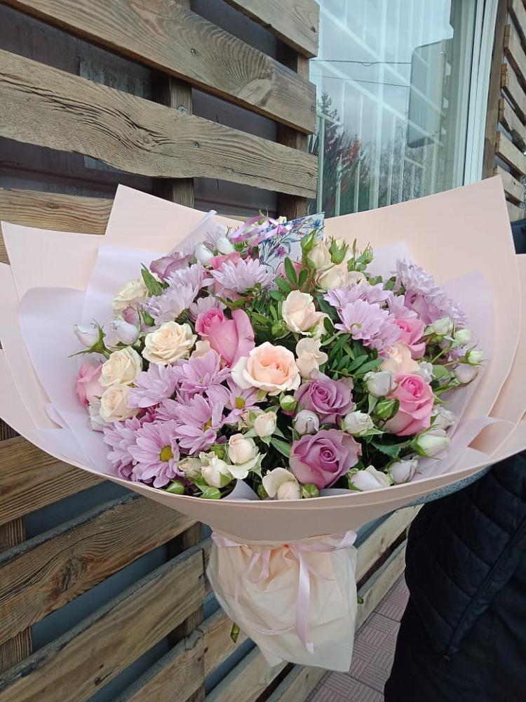 Букет цветов из: Розы и Хризантемы в Кантемировке