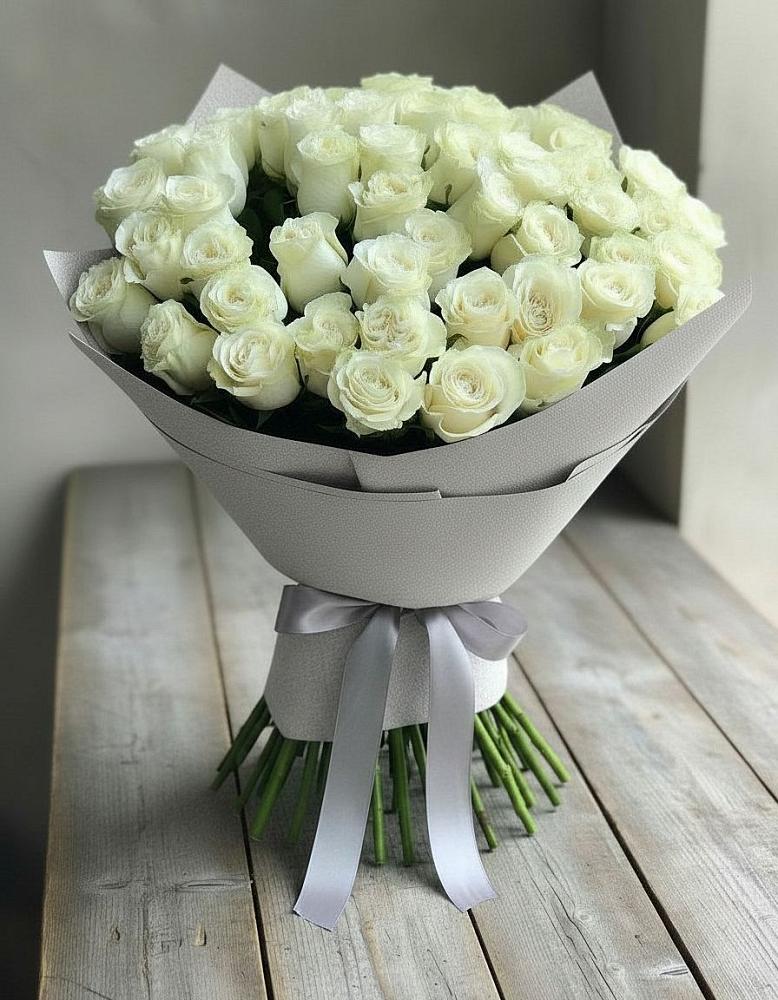 Букет 35 Белых роз в Кантемировке