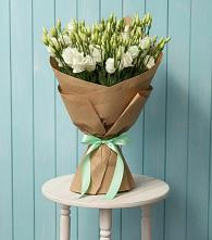 Букет цветов из:  Лизиантусы в Кантемировке