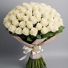 Букет 101 беля роза Белоснежка в Кантемировке