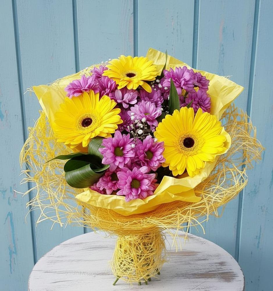 Букет цветов из: Хризантемы и Герберы в Кантемировке