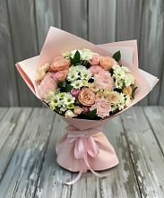 Букет цветов из:  Гвоздики, Розы и Хризантемы в Кантемировке